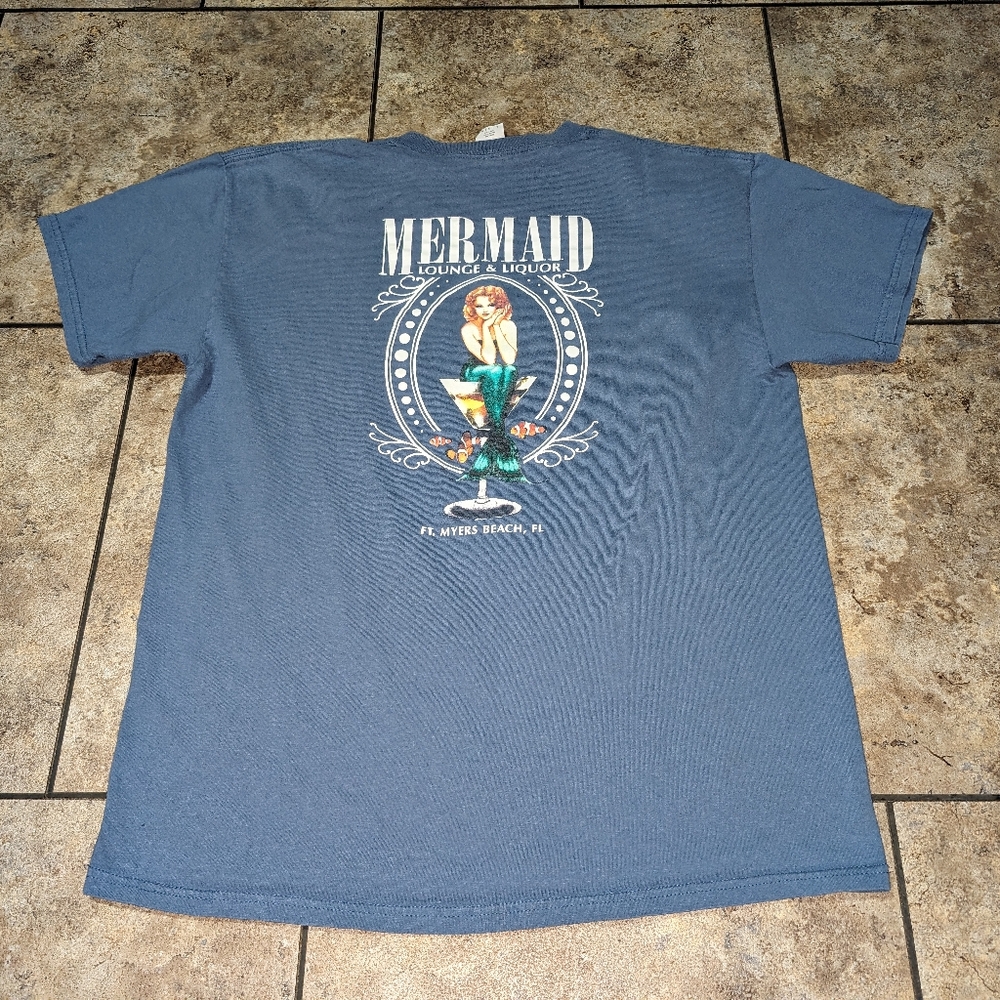 Mermaid Lounge Men's Large Tee Ft Myers Beach Rare Tee - Picture 4 of 7